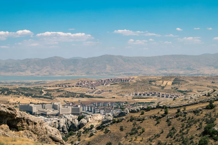 Elazığ Uçak Bileti