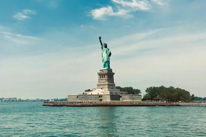 New York Uçak Bileti